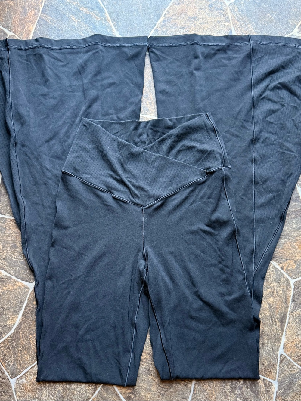 aerie Black High-Waist Flare Leggings